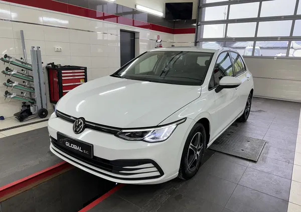 samochody osobowe Volkswagen Golf cena 74500 przebieg: 23000, rok produkcji 2021 z Krośniewice
